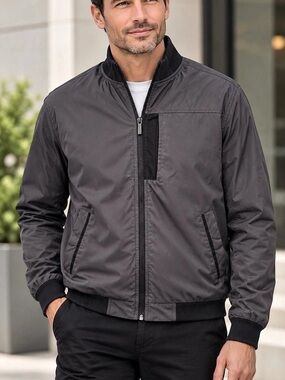 Perry Ellis Men's Lightweight Jacket in Black